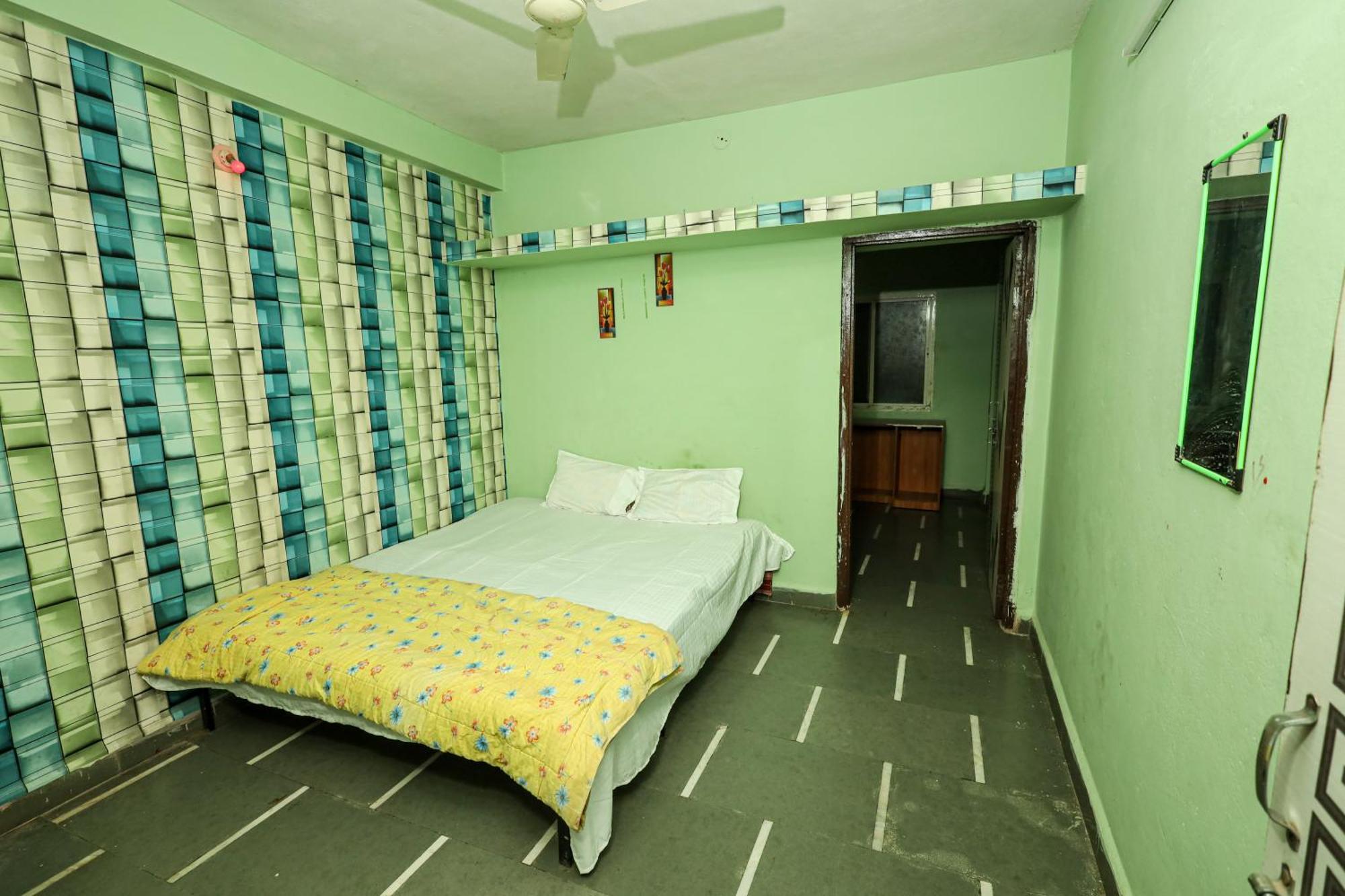 Rai Guest House อุจเจน ภายนอก รูปภาพ