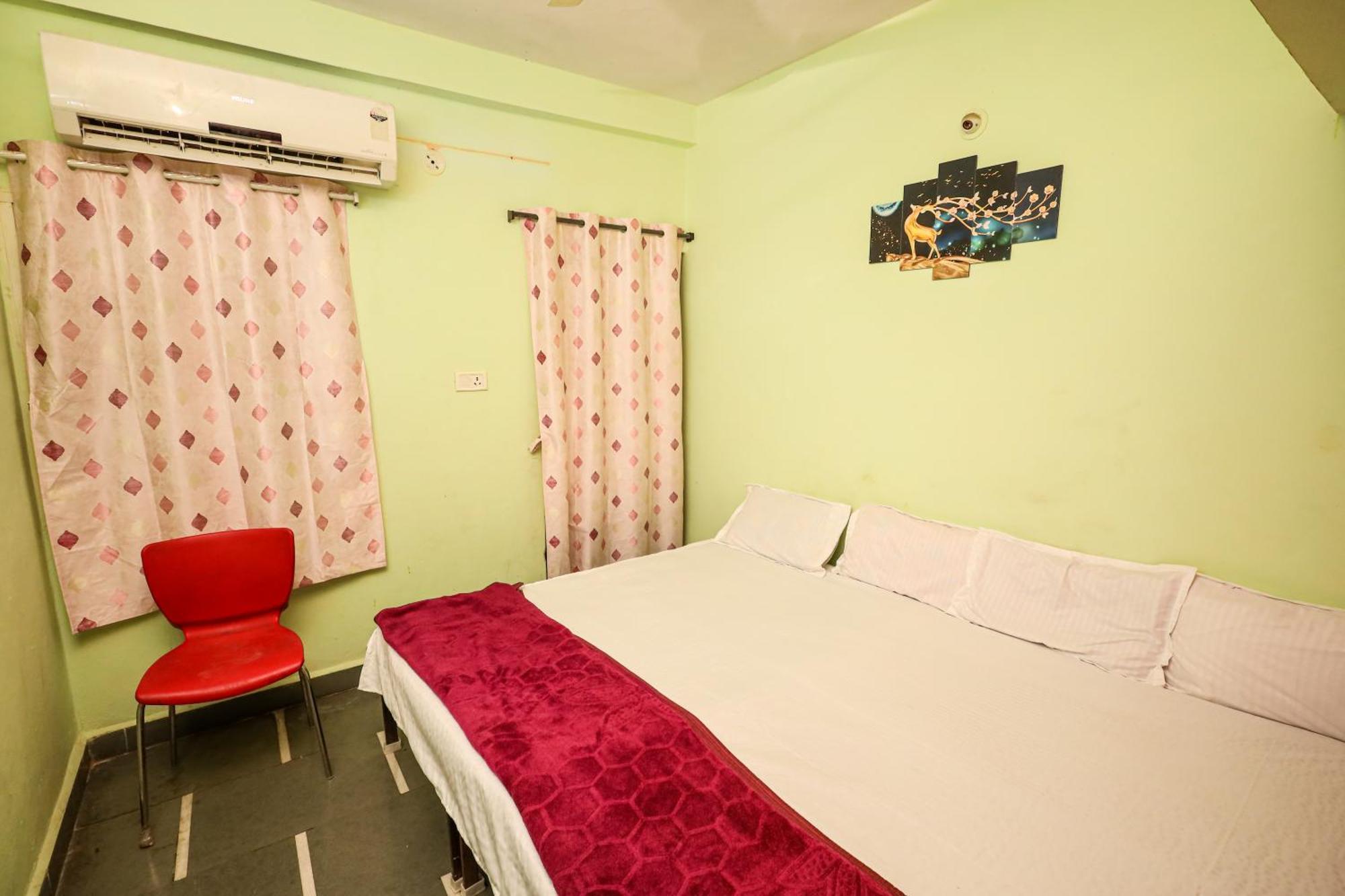 Rai Guest House อุจเจน ภายนอก รูปภาพ